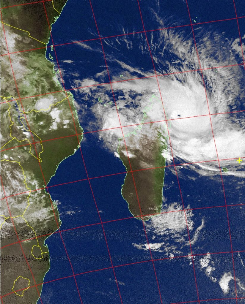 Intense Tropical Cyclone Enawo, Noaa 19 IR 07 Mar 2017 03:51