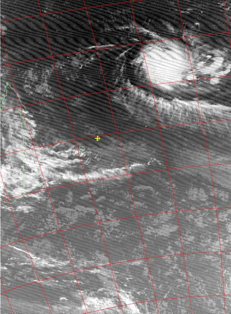 Severe tropical storm Fantala, Noaa 15 IR 13 Apr 2016 05:28