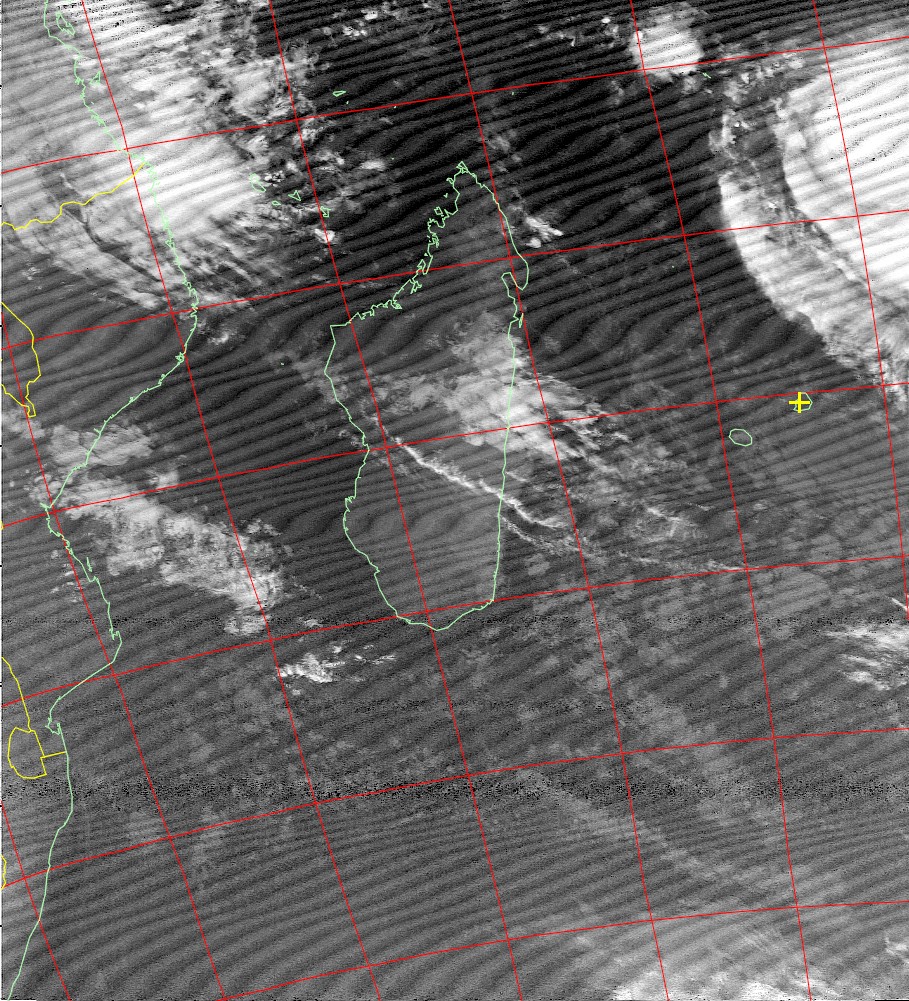 Tropical cyclone Fantala, Noaa 15 IR 15 Apr 2016 06:18