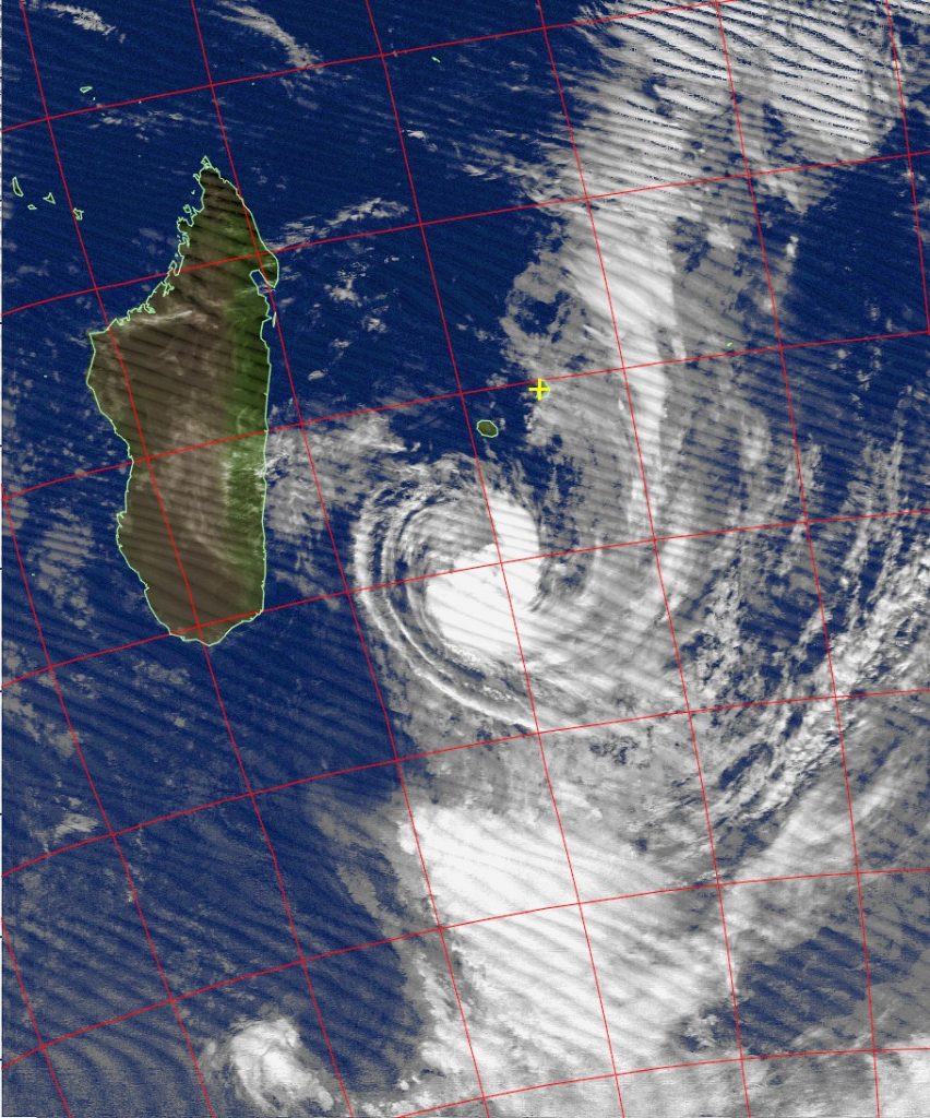 Moderate tropical storm Daya, Noaa 18 IR 11 Feb 2016 05:40