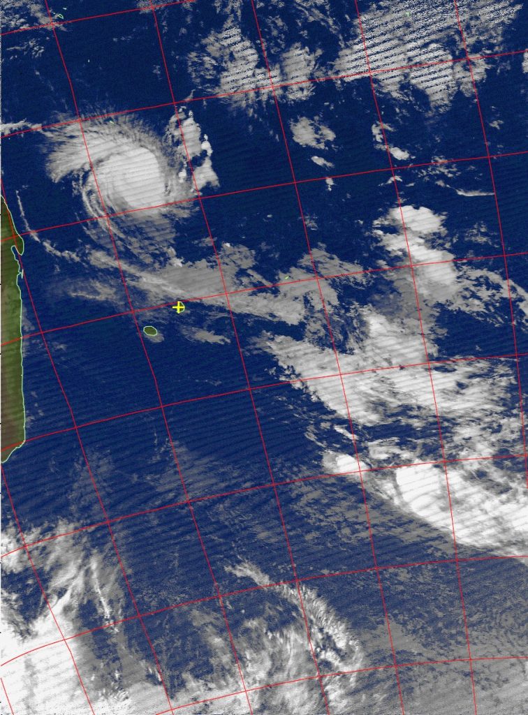 Tropical cyclone Fantala, Noaa 18 IR 22 Apr 2016 05:24