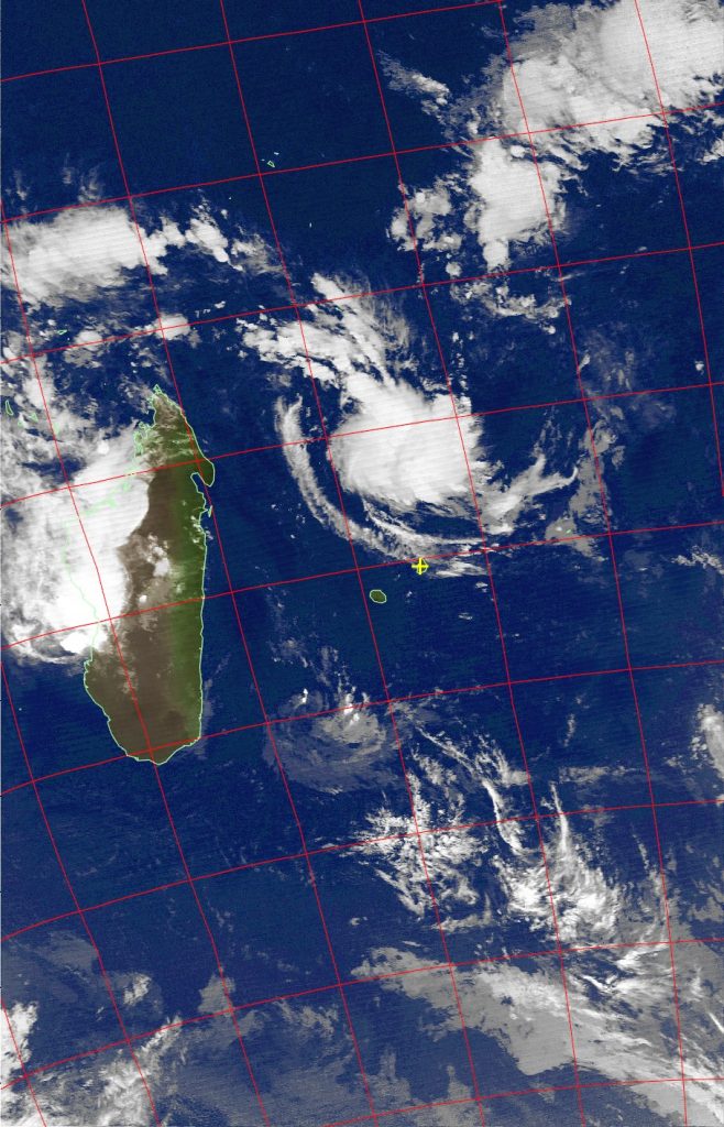 Tropical disturbance, Noaa 19 IR 04 Feb 2017 03:02