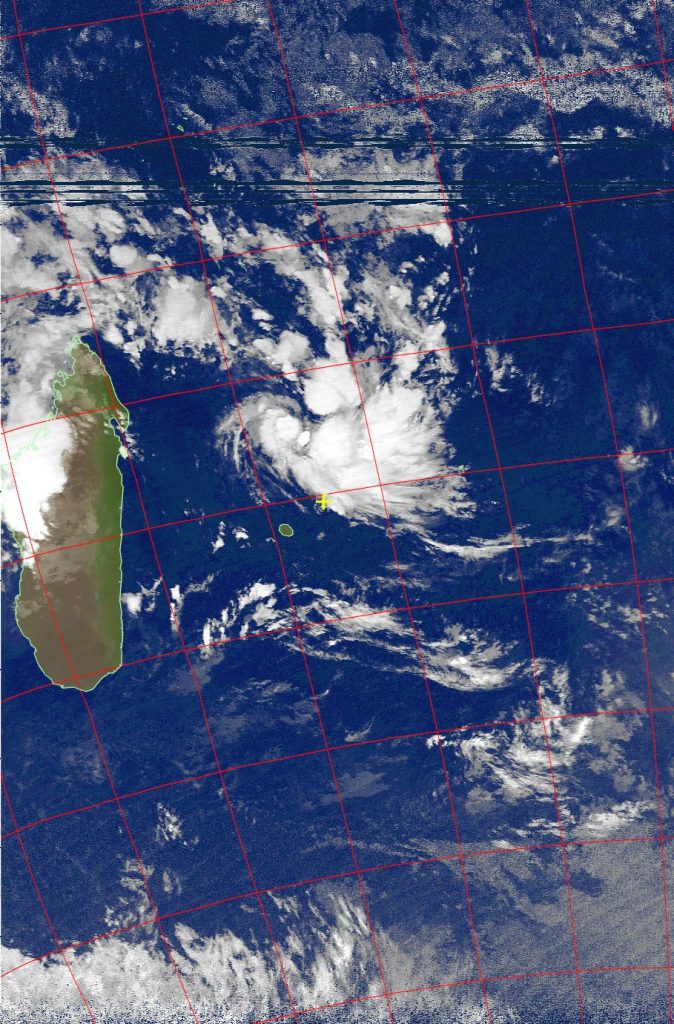 Severe tropical storm Carlos, Noaa 19 IR 05 Feb 2017 02:51