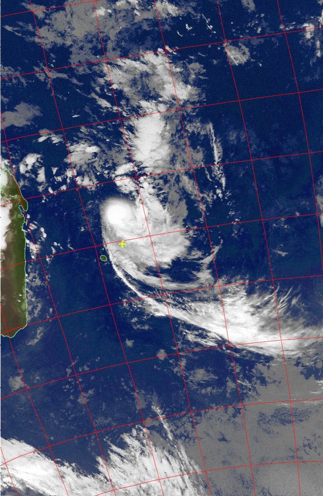 Severe tropical storm Carlos, Noaa 19 IR 06 Feb 2017 02:40