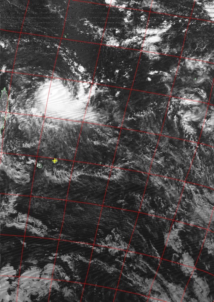 Intense tropical cyclone Fantala, Noaa 19 VIS 16 Apr 2016 14:25