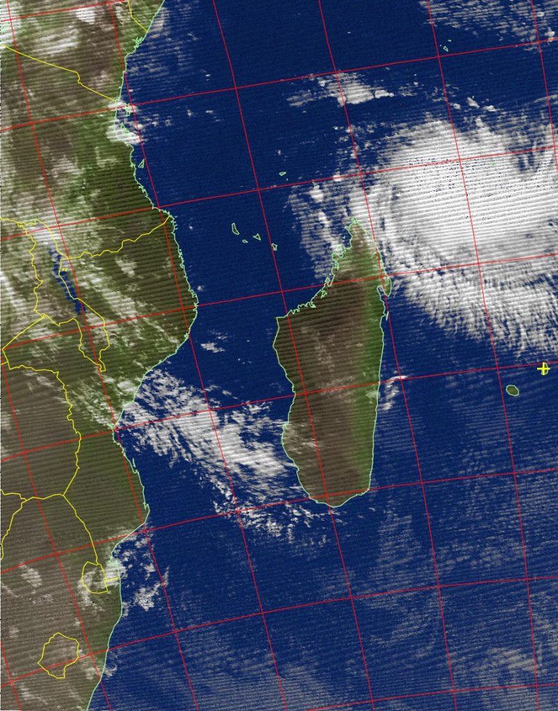 Intense tropical cyclone Fantala, Noaa 19 IR 17 Apr 2016 03:21