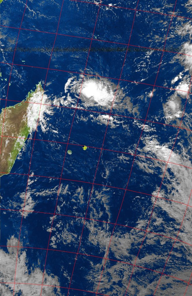 Moderate tropical storm Fantala, Noaa 19 VIS 23 Apr 2016 14:46