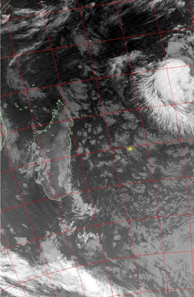 Tropical disturbance, Noaa 19 IR 17 Jul 2016 02:52