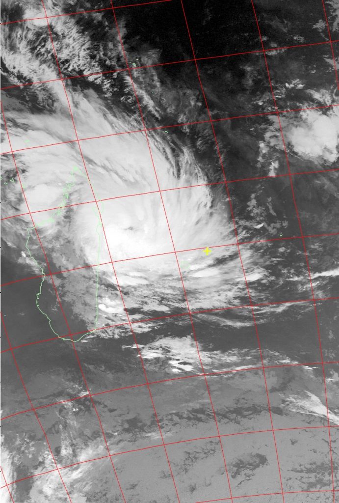 Severe Tropical Storm Dumazile, Noaa 15 IR 04 Mar 2018 06:33