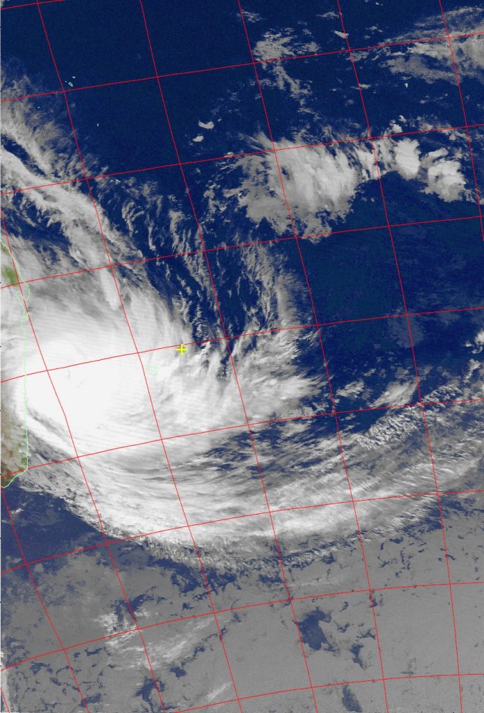 Tropical Cyclone Dumazile, Noaa 15 IR 05 Mar 2018 06:08