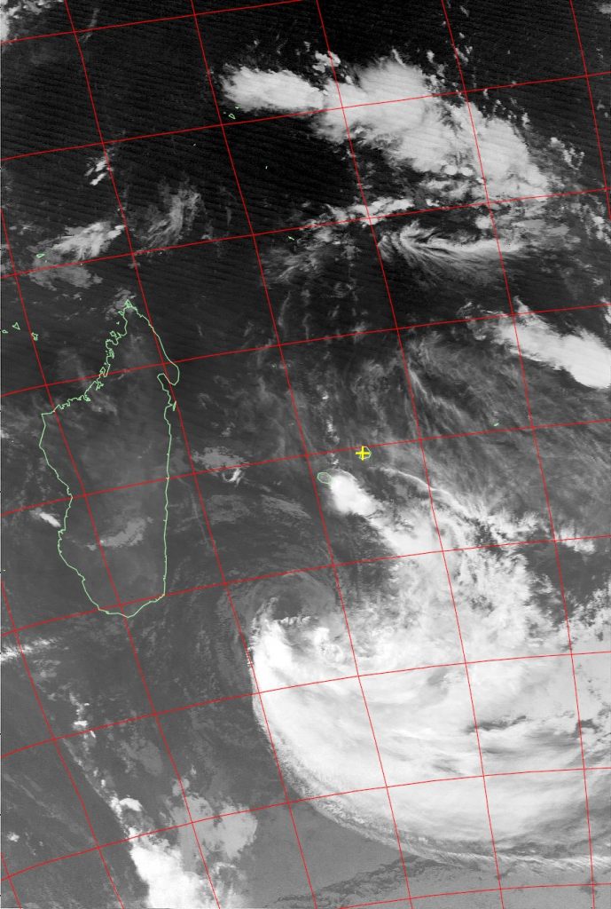 Moderate Tropical Storm Eliakim, Noaa 15 IR 20 Mar 2018 06:33